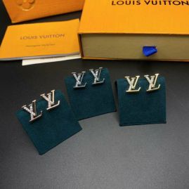 Picture of LV Earring _SKULVearring06cly14011786